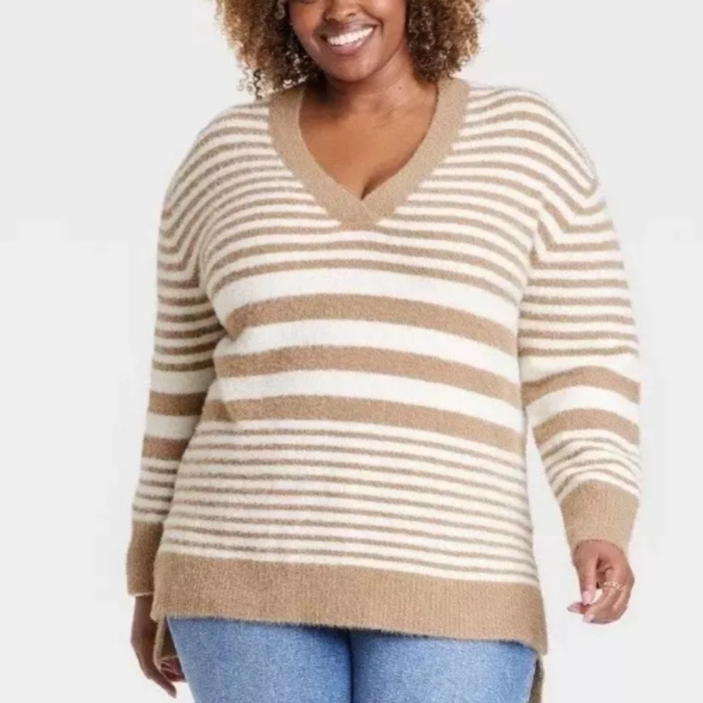 NWT Ava & Viv Cozy V-Neck Sweater in Tan/White Stripe. 🤎🤍 XXL